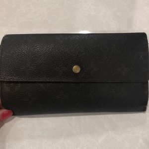 Louis Vuitton Trifold wallet